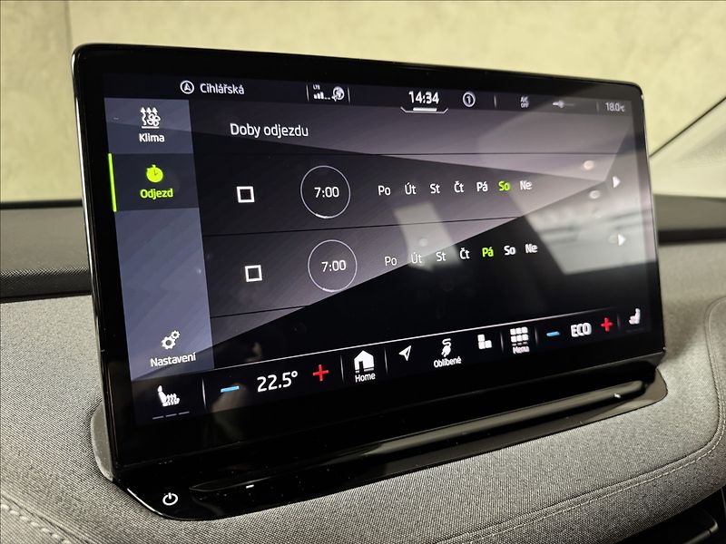 Škoda Enyaq 80 LED Matrix Assist Kamera - fotka 40 z 47