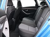 Hyundai i30 1,6 CRDi 81kW CZ Weekend - náhled 14