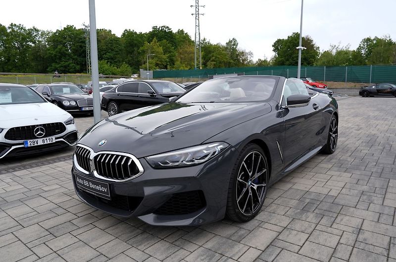 BMW Řada 8 M850i xDrive /Laser/530 PS - fotka 9 z 50