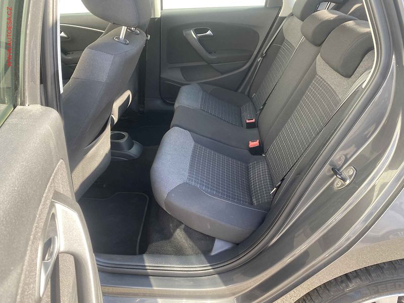 Volkswagen Polo (2016) 1.2 TSi, Comfortline - fotka 10 z 16