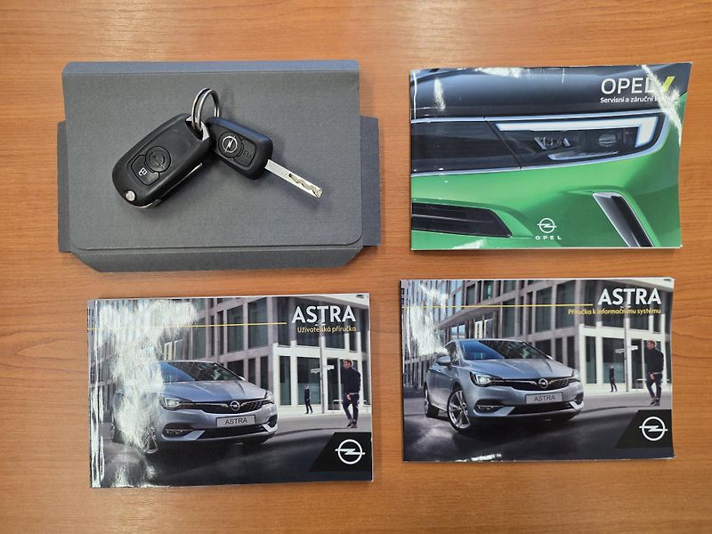 Opel Astra (2022) 1.5CDTi 90kW NAVI ČR NOVÉ  - fotka 17 z 19