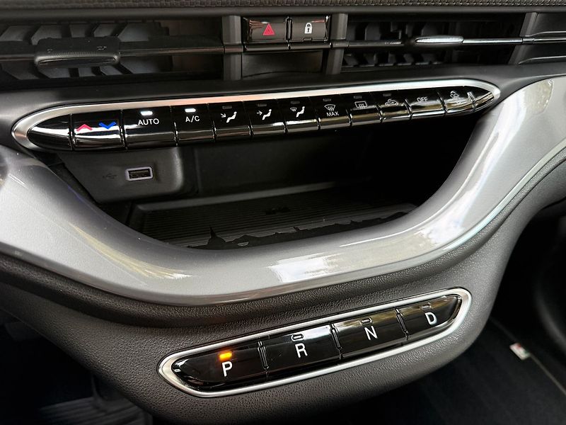 Fiat 500 LaPrima 42 kWh JBL - fotka 20 z 32
