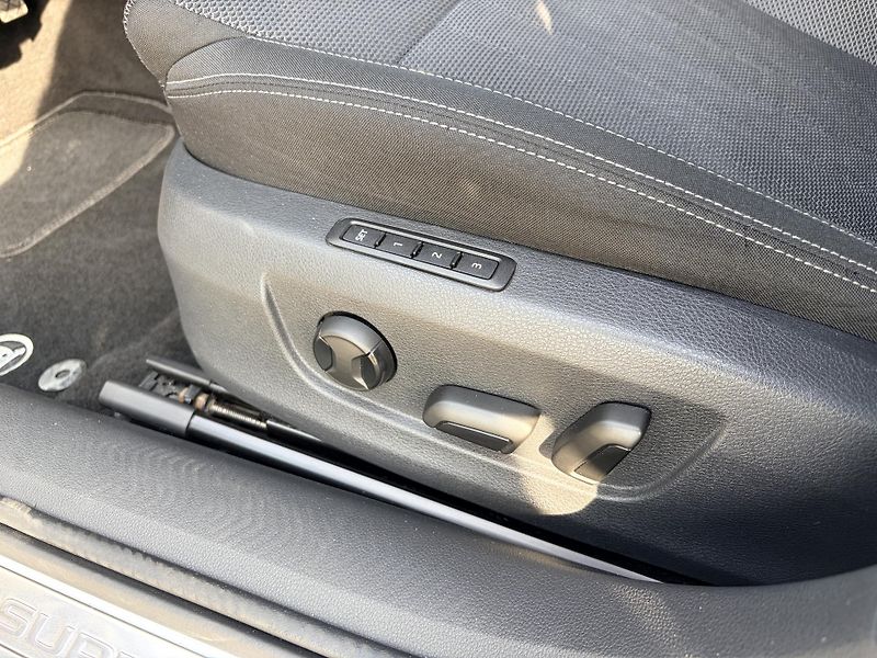 Škoda Superb 2.0TDI DSG MATRIX CANTON - fotka 19 z 59