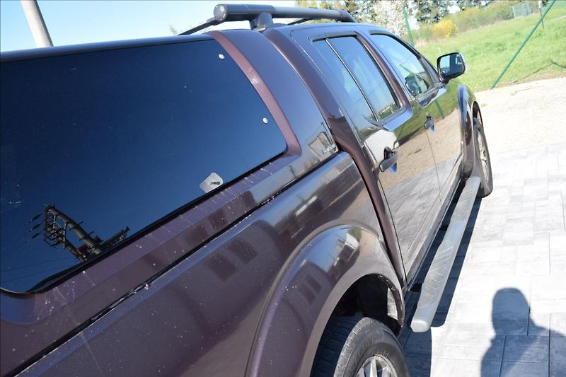 Nissan Navara 3,0 dCi V6 170KW TAŽNÉ 4X4 ALU - fotka 10 z 55