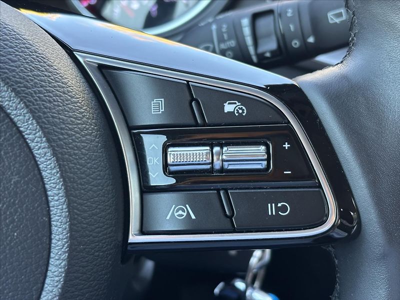 Kia Ceed 1,5 TGDi TOP ZÁRUKA NAVI KAMER - fotka 35 z 41