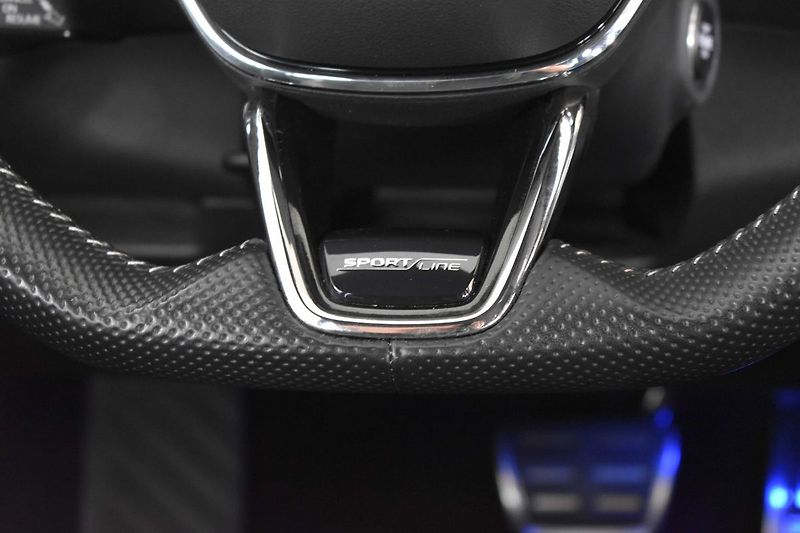 Škoda Kodiaq 2.0 TDI SPORTLINE*TAŽNÉ*ČR 1.M - fotka 21 z 49