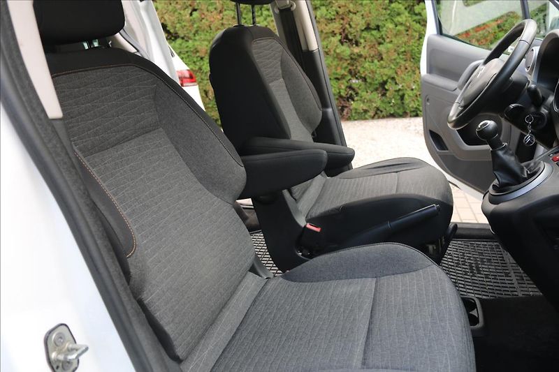 Citroën Berlingo 1,6 Multispace, Tažné , ČR - fotka 26 z 40