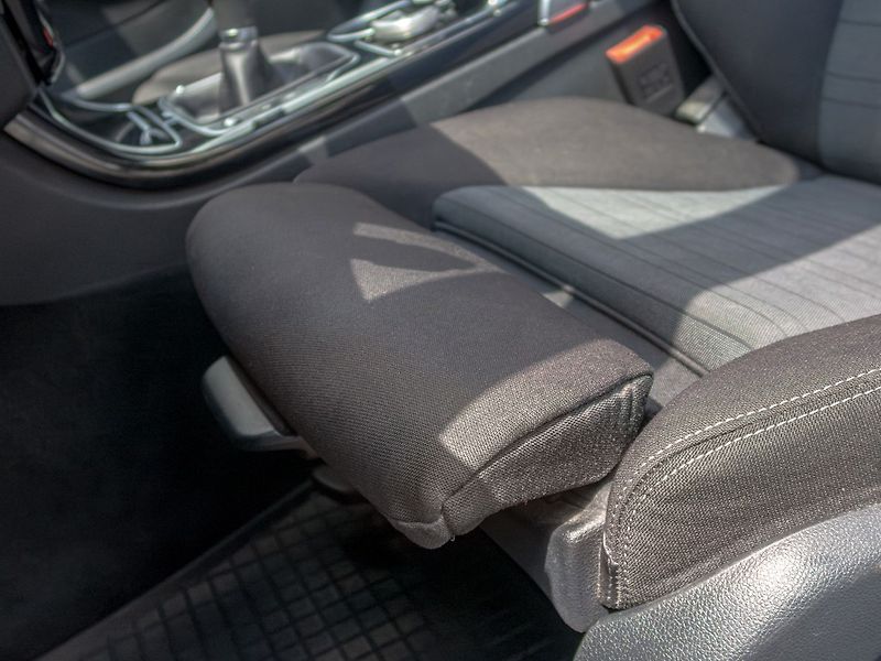 Mercedes-Benz Třídy C (2019) 220CDI LED – NAVIGACE - fotka 19 z 58