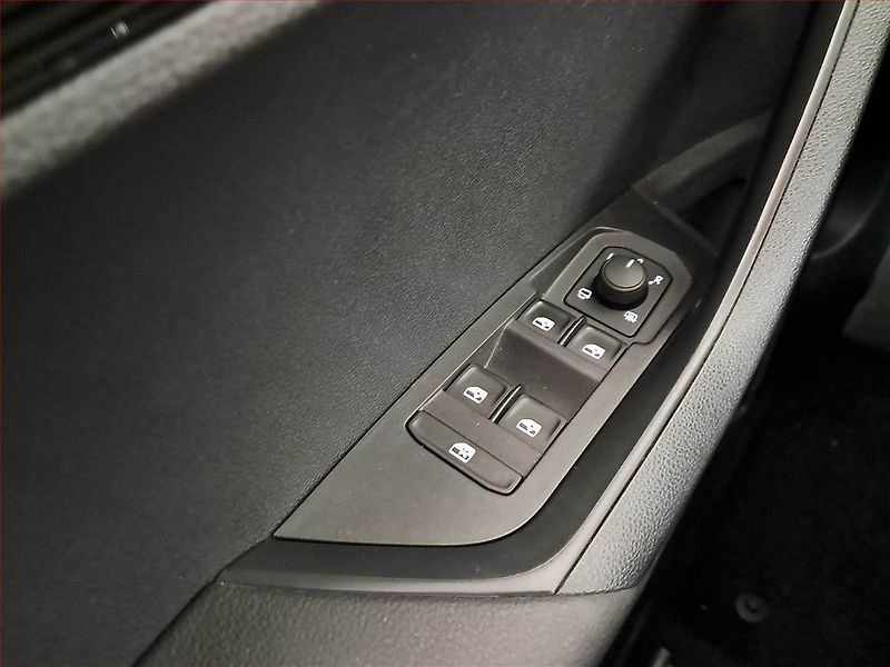 Škoda Karoq (2020) Style Plus 2.0 TDI - fotka 16 z 17