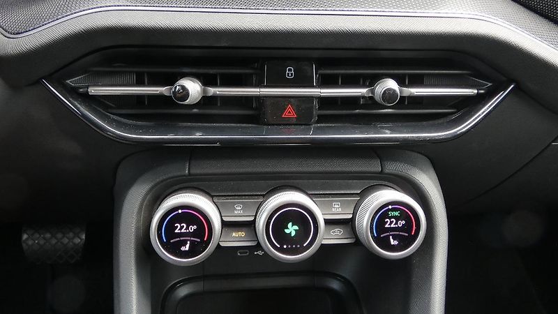 Škoda Kodiaq 2,0 TDi Selection 142 kW 4x4 D - fotka 17 z 26