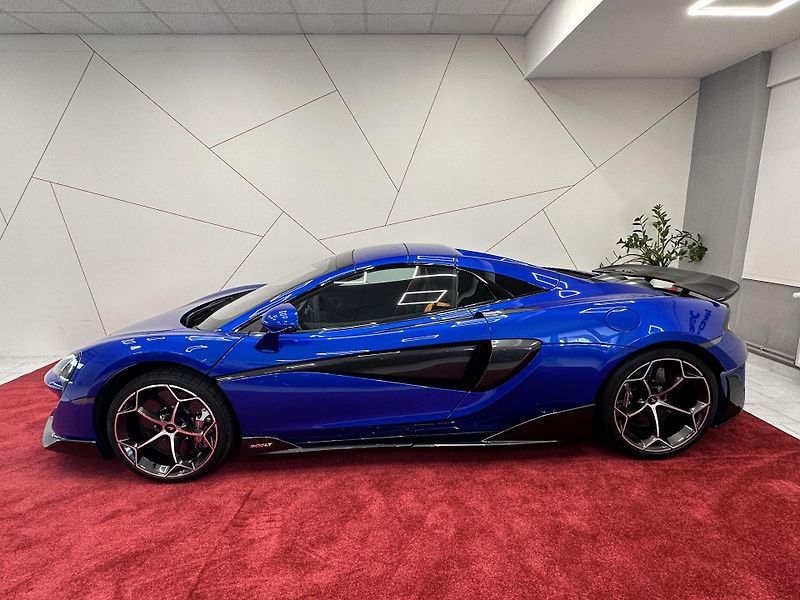 McLaren 600LT (2020) Spider B&W*CARBON*SERVIS*TOP - fotka 4 z 14