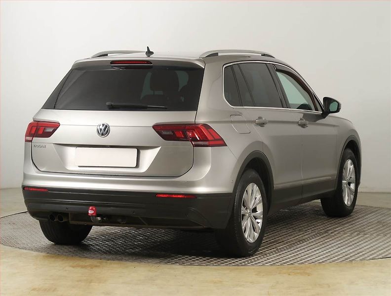 Volkswagen Tiguan (2020) 1.5 TSI, ČR,1.maj, Serv.kniha - fotka 5 z 23