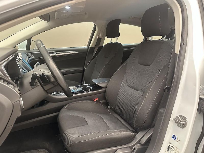 Ford Mondeo (2016) 2.0 TDCI AT AC  - fotka 9 z 20