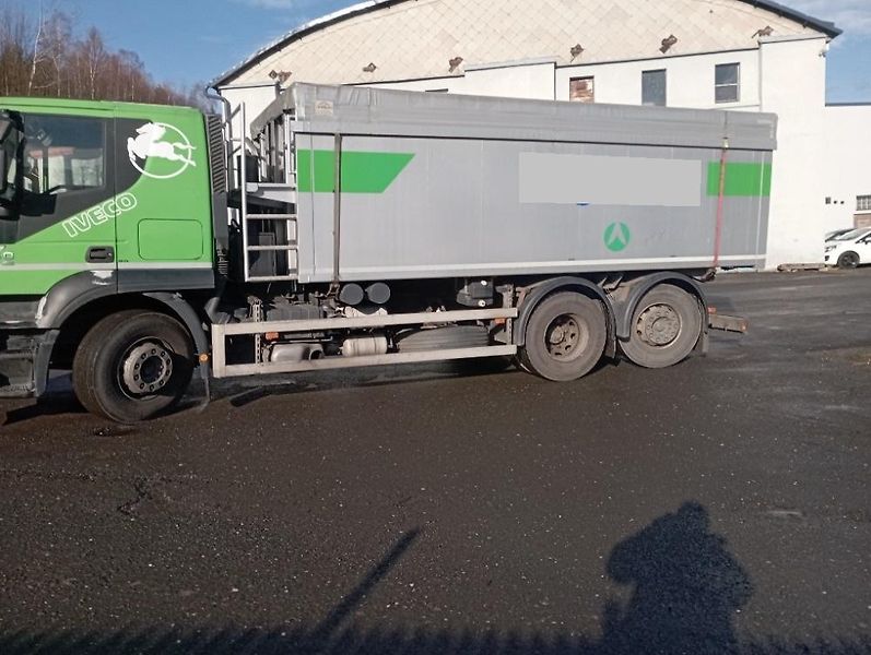 Iveco (2013) 450 sklápěč  na obilí - fotka 2 z 19