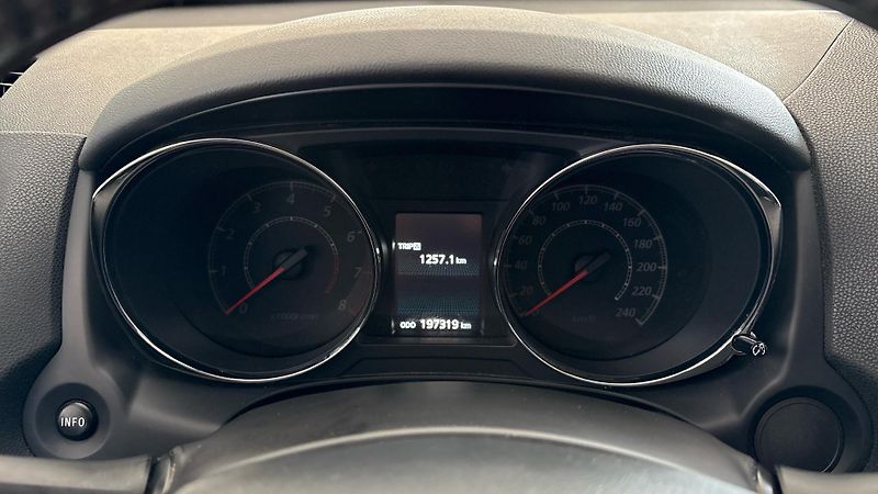 Mitsubishi ASX (2015) 1.6 MIVEC 2. MAJITEL TAŽNÉ ČR - fotka 11 z 22