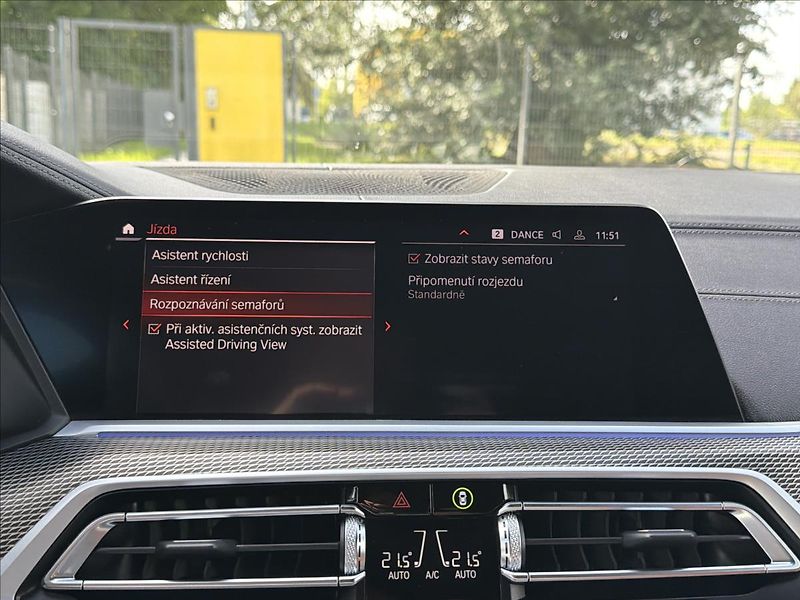 BMW X6 3,0 xDrive 40i Mpaket ČR DPH - fotka 38 z 49