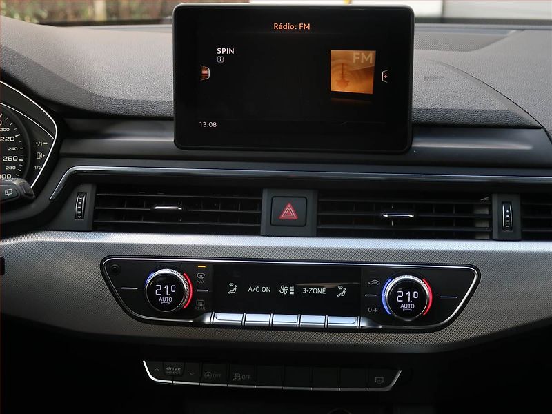 Audi A4 (2016) 2.0 TDI, Automat, Kůže, Navi - fotka 12 z 24
