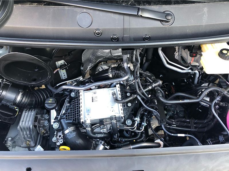 Volkswagen Crafter 2,0 TDI - fotka 30 z 30