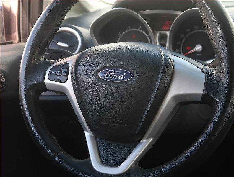 Ford Fiesta (2011) 1.4, LPG, po STK - fotka 17 z 17