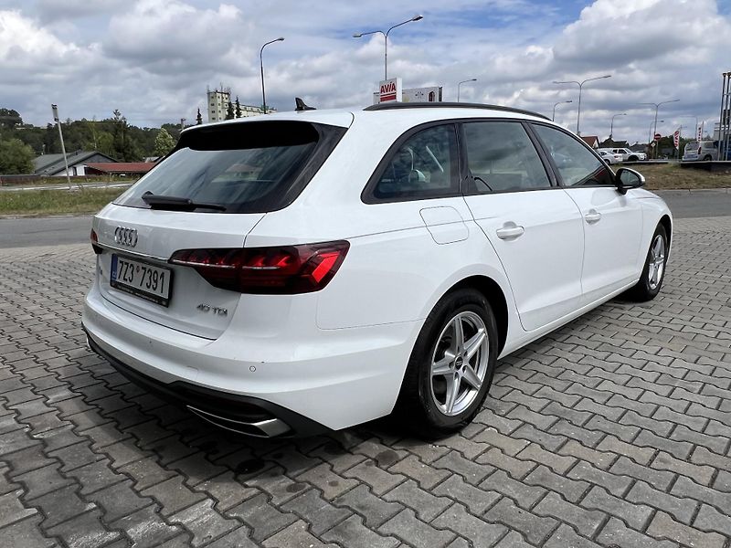 Audi A4 Avant (2022) 2.0 TDI - fotka 6 z 33