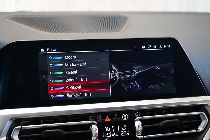 BMW M4 Competition xDrive Convertible - fotka 36 z 45