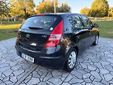 Hyundai i30 (2009) 1.4 16V KLIMA, 144TKM - náhled 2