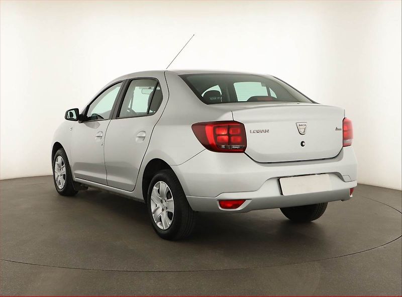 Dacia Logan (2018) 1.0 SCe, ČR,1.maj - fotka 4 z 12
