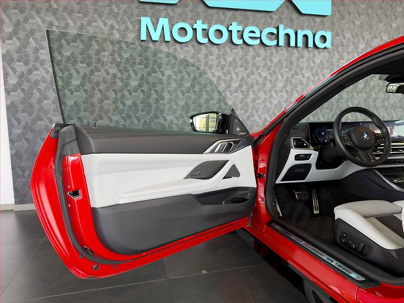 BMW M4 (2024) Competition - fotka 12 z 18