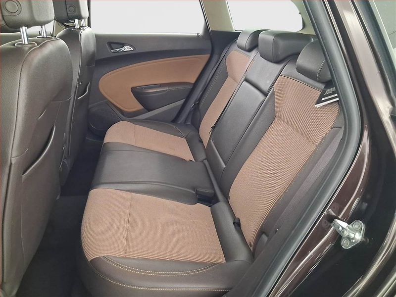 Opel Astra (2013) Cosmo 1.4 T, Serv.kniha - fotka 10 z 20