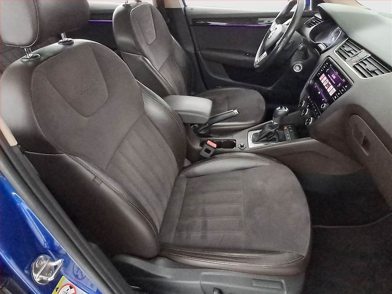 Škoda Octavia (2018) Laurin&Klement 2.0 TDI, 4X4 - fotka 9 z 22