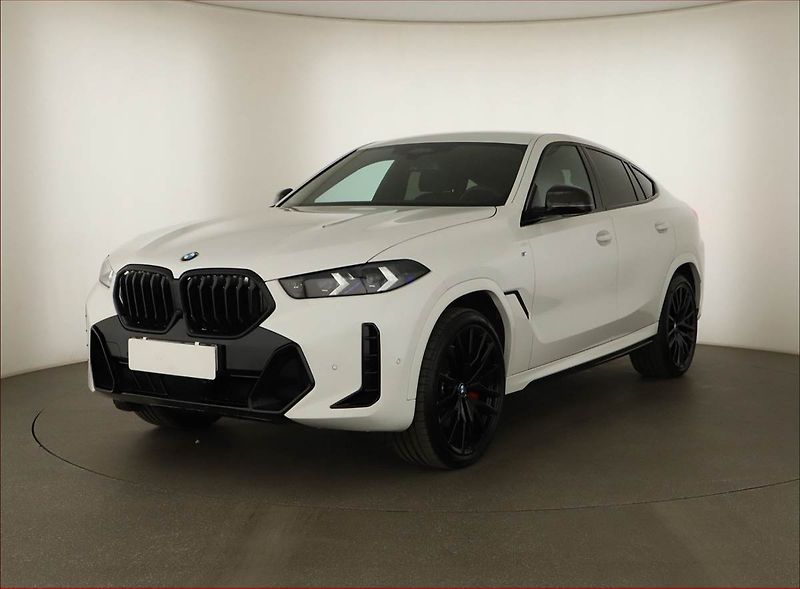 BMW X6 (2025) xDrive40i - fotka 2 z 21