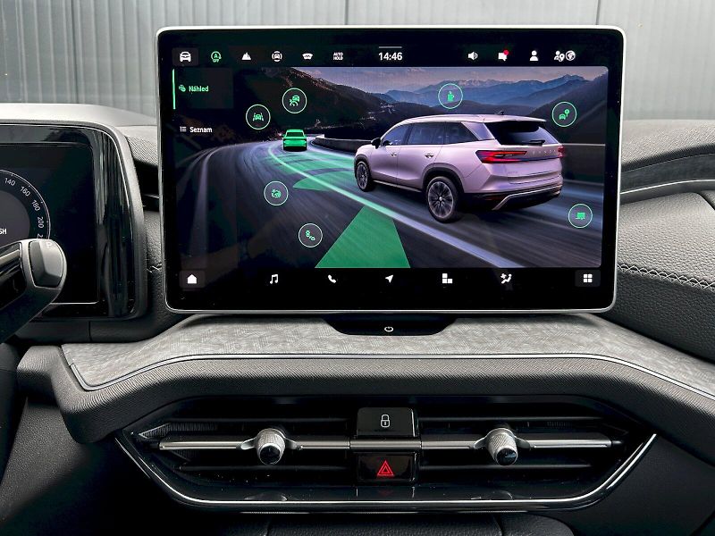 Škoda Kodiaq (2025) 2.0 TDI 142 kW 4x4 DSG Exclusi - fotka 16 z 35