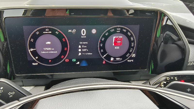 Škoda Kodiaq (2025) EXCL SELEC 4X4 TD 142/2.0 A7A - fotka 16 z 43