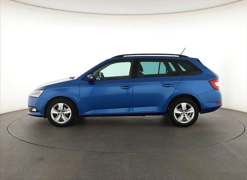 Škoda Fabia (2020) Style 1.0 TSI, Serv.kniha - fotka 3 z 16