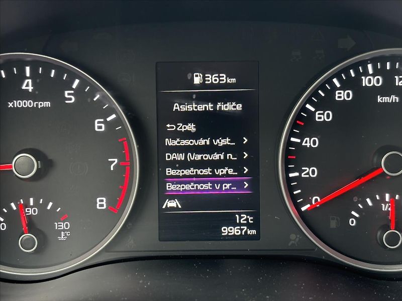 Kia Stonic 1,0 TGDi 73kW TOP ZÁRUKA NAVI - fotka 35 z 38