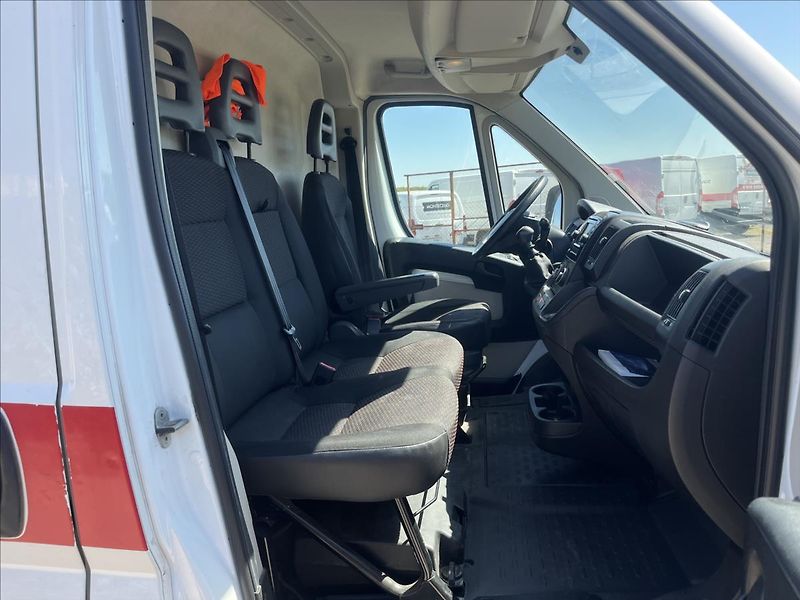 Peugeot Boxer 2,0 HDi L2 H2 KLIMA SERVIS DPH - fotka 11 z 35