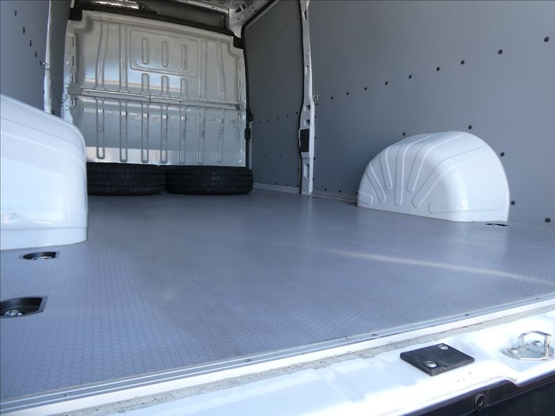 Fiat Ducato 2,2 132kW L2H4 1.maj.,MAXI,DPH - fotka 22 z 50
