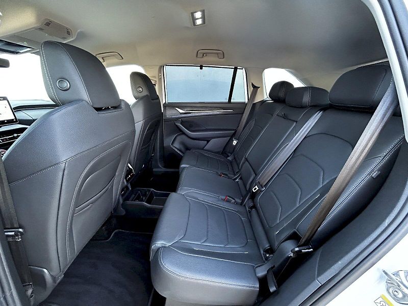Škoda Kodiaq (2025) 2.0 TDI 142kW 4x4 DSG Exclusiv - fotka 30 z 35