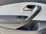 Volkswagen Polo (2011) 1.4 i, AC, temp - náhled 12