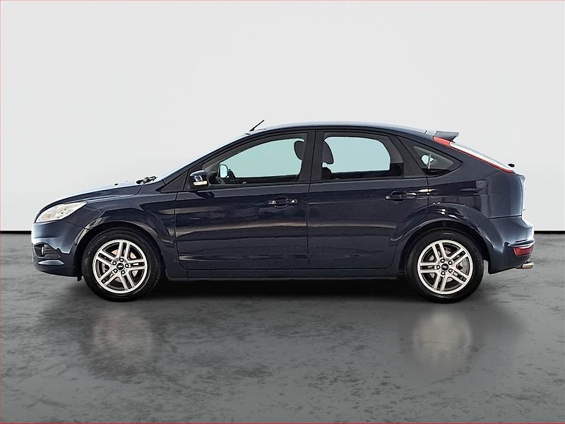 Ford Focus (2010) 1.6 16V, Navi - fotka 3 z 14