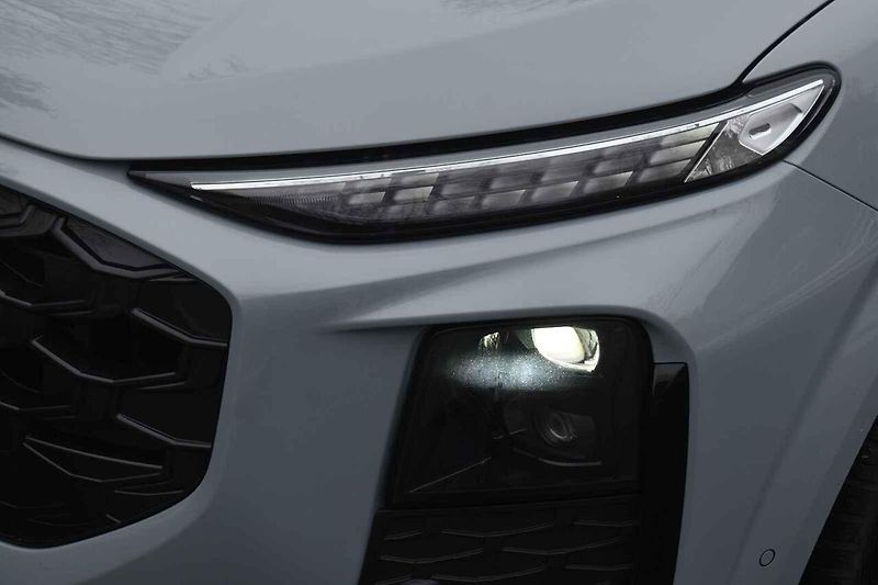 Audi Q3 jsem otestoval ve verzi SUV. Opět je v nabídce také Sportback.