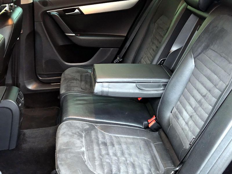 Volkswagen Passat TDi Highline, SERV.KNIHA       - fotka 25 z 51