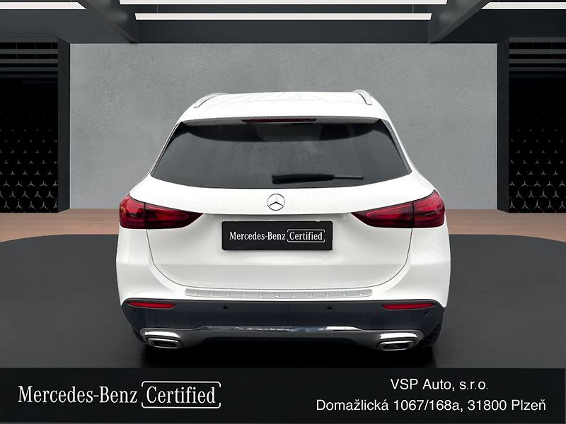 Mercedes-Benz GLA 200d 4MATIC - fotka 4 z 21