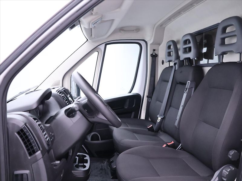 Fiat Ducato 2,2 JTD CZ Klima L2H2 1Maj DPH - fotka 11 z 25
