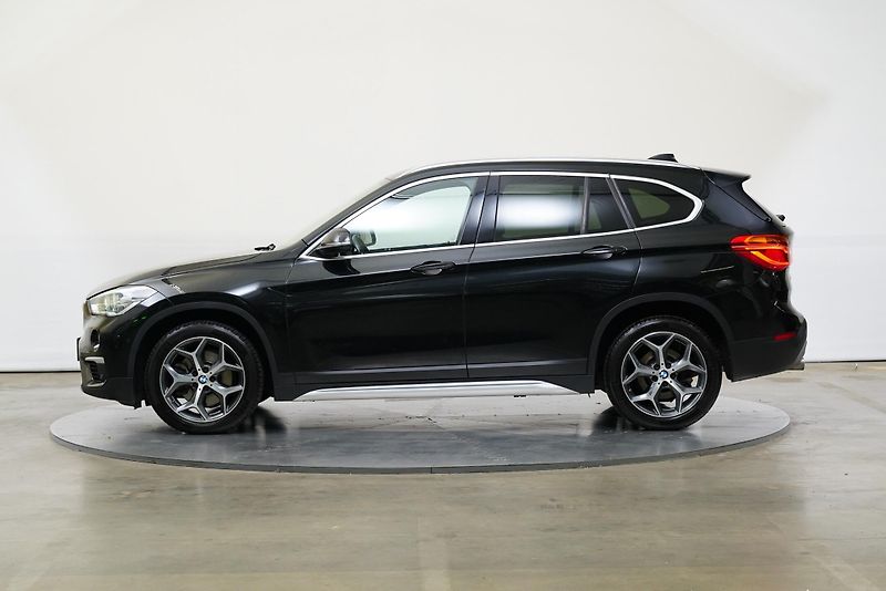 BMW X1 - fotka 3 z 25