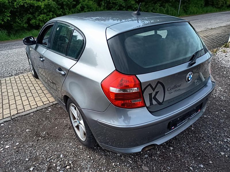 BMW Řada 1 (2010) 2.0i 105kw - fotka 26 z 46