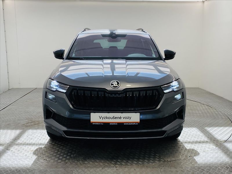 Škoda Karoq 1,5 TSI 110kW DSG SportLine - fotka 4 z 23