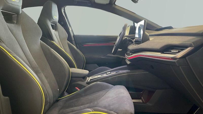Škoda Enyaq (2026) Coupé RS 250kW 4x4 - fotka 27 z 35