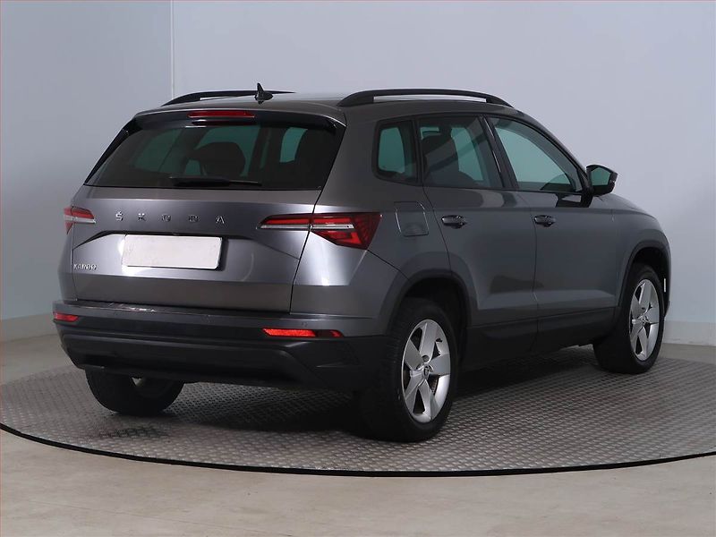 Škoda Karoq (2024) Ambition Plus 2.0 TDI - fotka 5 z 27