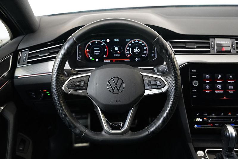 Volkswagen Passat - fotka 17 z 27